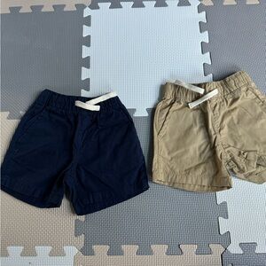 The Children’s Place 2 Short Pack Set - Size 9-12 Months